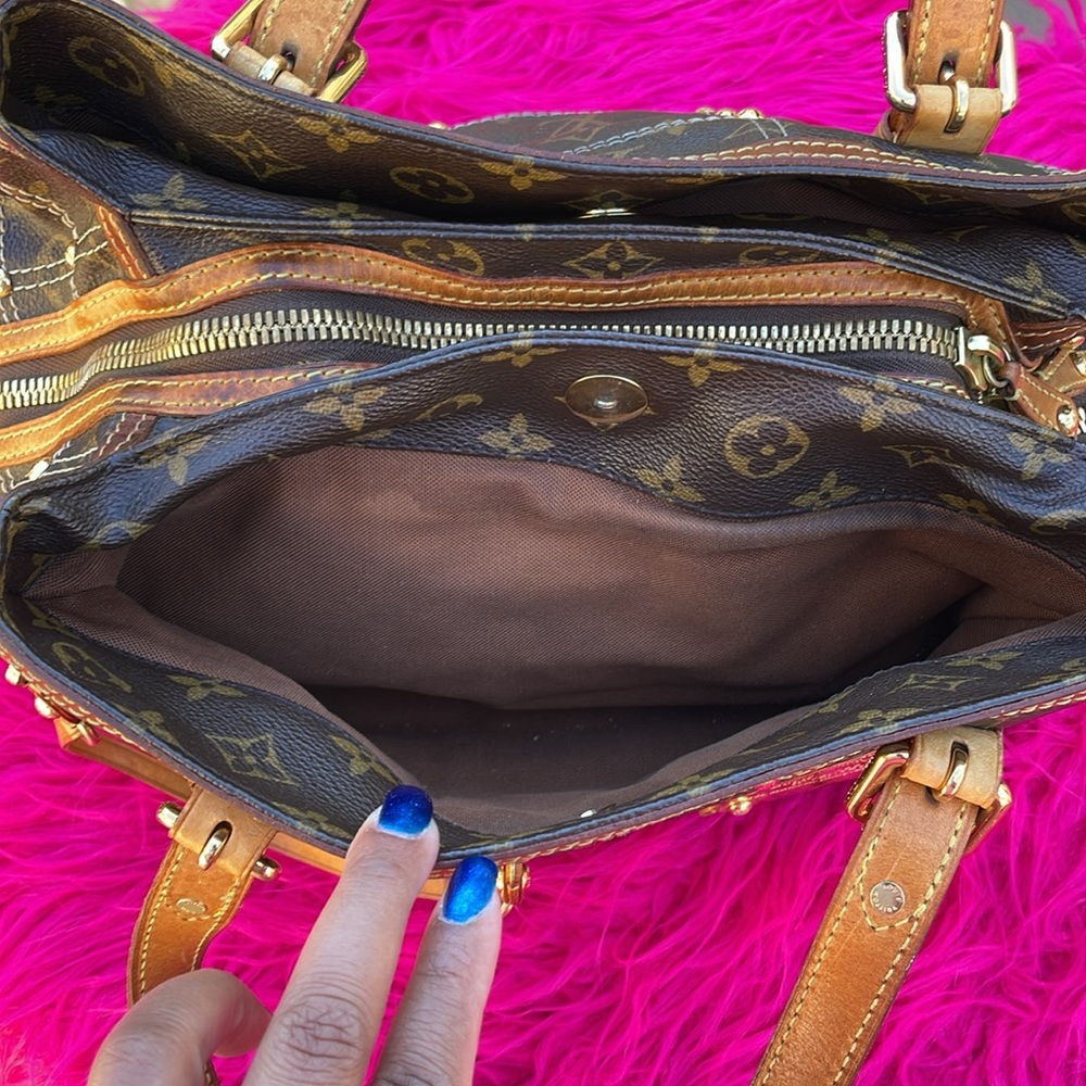 Vintage Louis Vuitton purse - Picture 8 of 12